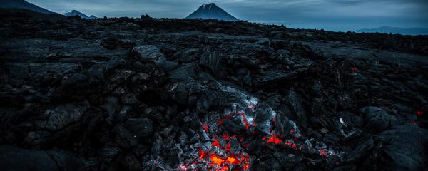 扎尔巴奇克火山